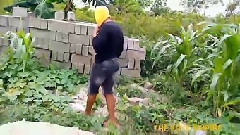 A Nigerian Teacher Visits Her Maize Field To Check On Her Students' Progress And Gets Lucky With A College Boy