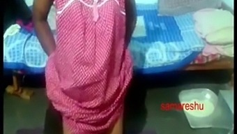 Hindi Village Couple In Their 40s Enjoy Eating Pussy