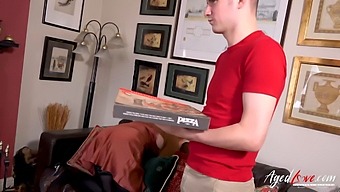 Older Woman Exchanges Sex For Pizza In Hd Video