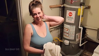 A Mature Woman With Big Boobs Seduces Her Tenant In A High-Definition Video